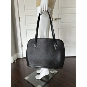 Authentic LOUIS VUITTON Black Noir Epi Leather Lussac Shoulder Bag